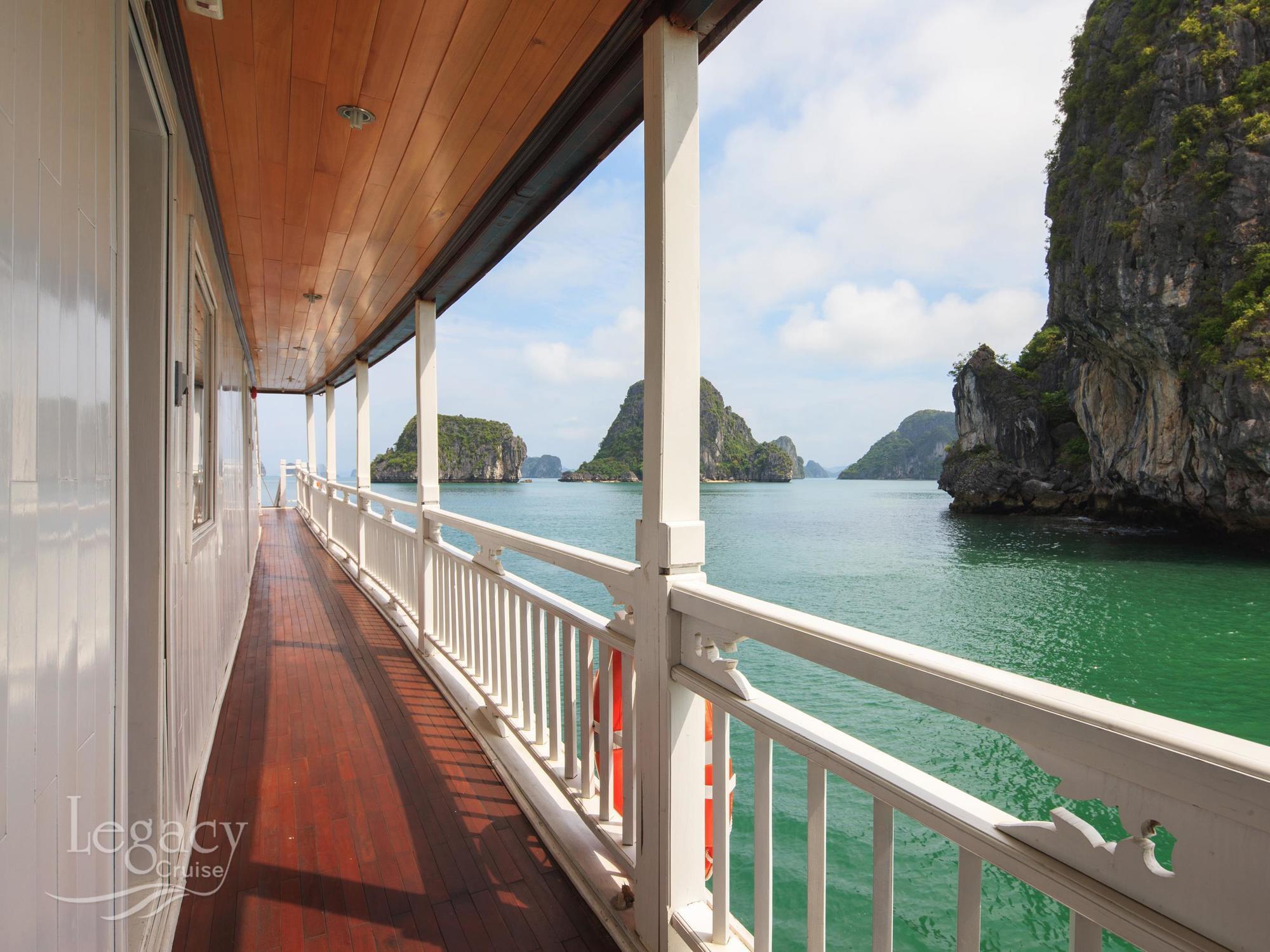 Halong Legacy Cruise Hotel Ha Long Esterno foto