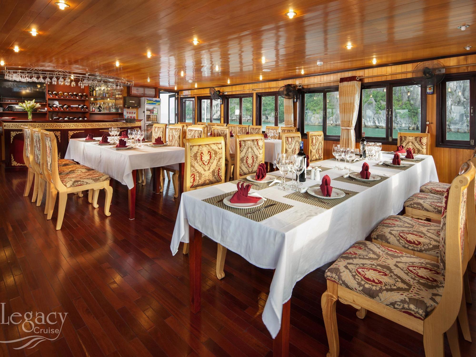 Halong Legacy Cruise Hotel Ha Long Esterno foto