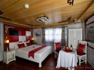 Halong Legacy Cruise Hotel Ha Long Esterno foto